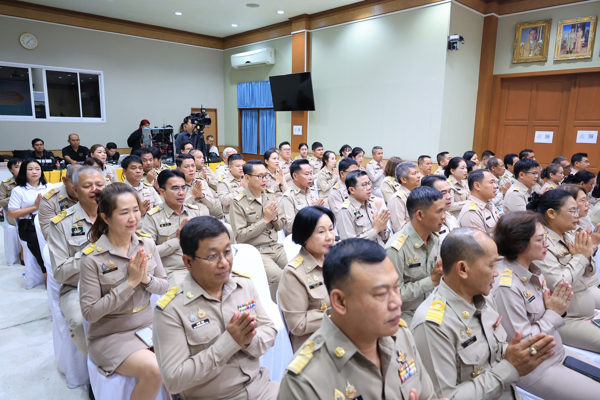 title - ส.ป.ก. จัดพิธีสักการะสิ่งศักดิ์สิทธิ์และพิธีสงฆ์ในโอกาสวันคล้ายวันสถาปนาครบรอบ 51 ปี